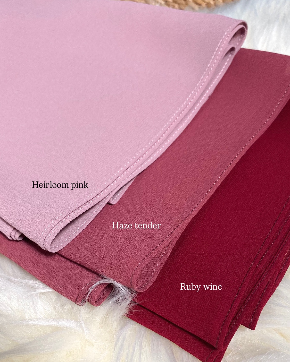 ANGGUNZARA’s Signature - Premium Kate.
It gives you plenty of freedom to style it however way you want to ˖ ࣪⊹𐙚
𐙚 Unique custom shape - Oval & Curved Edge
𐙚 Beautiful drapes
𐙚 Flowy
𐙚 Easy to style
𐙚 Neat babyseam finishing
𐙚 More coverage
𐙚 Minimal ironing
Material: High Quality Georgette Chiffon
Measurement: 2m x 0.7m
ꨄ︎COMBO 3 for RM100. Voucher code: COMBOPK ꨄ︎
Purchase Thru:
✨Website: https://www.anggunzara.com/product-category/premium-kate/
✨Shopee : https://shopee.com.my/anggunzara.os
✨Whatsapp: wasap.my/60104595525
✨Official Agents : @miminadiya @anggunzara_teganu @anggunzara.bymuny