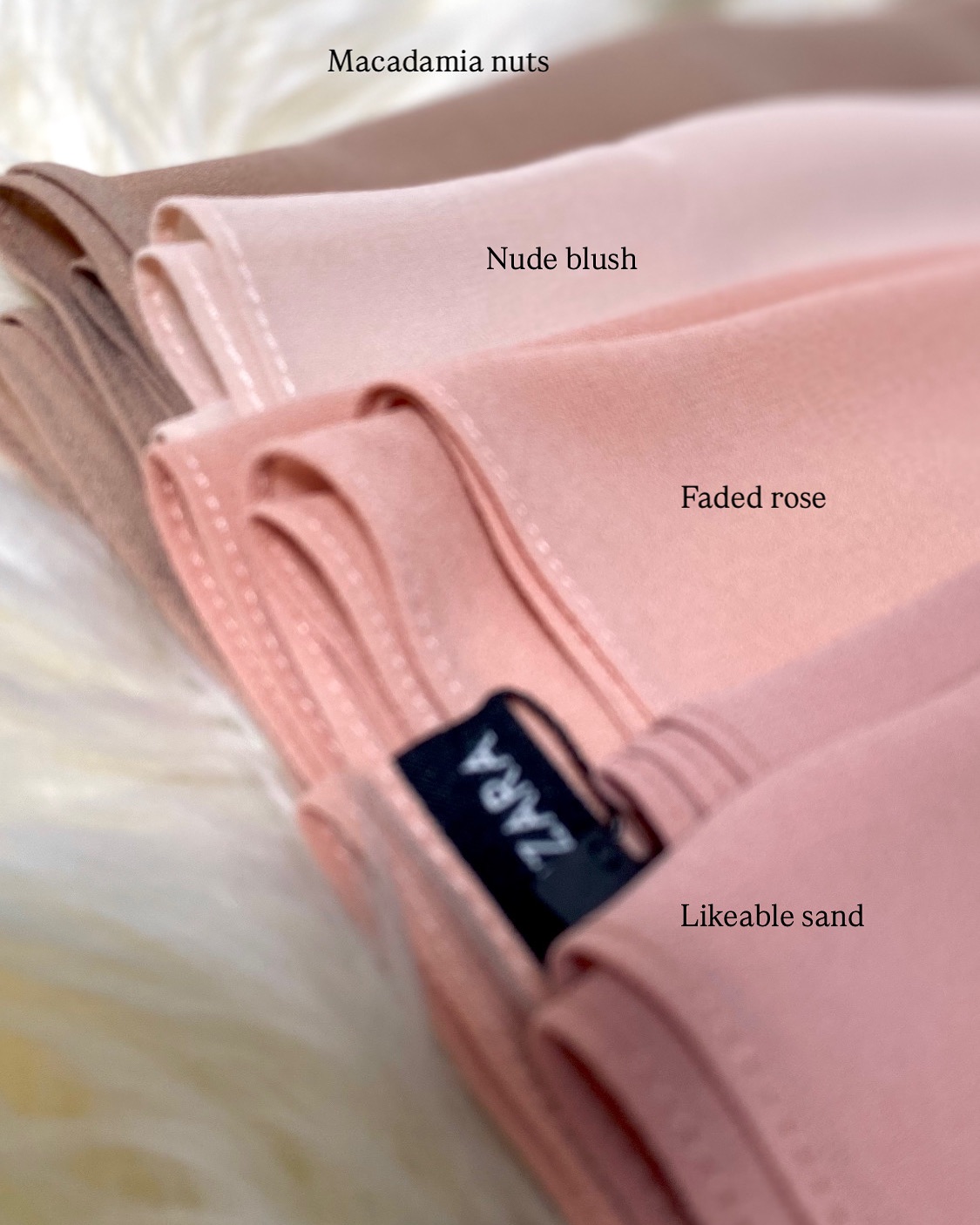 ANGGUNZARA’s Signature - Premium Kate.
It gives you plenty of freedom to style it however way you want to ˖ ࣪⊹𐙚
𐙚 Unique custom shape - Oval & Curved Edge
𐙚 Beautiful drapes
𐙚 Flowy
𐙚 Easy to style
𐙚 Neat babyseam finishing
𐙚 More coverage
𐙚 Minimal ironing
Material: High Quality Georgette Chiffon
Measurement: 2m x 0.7m
ꨄ︎COMBO 3 for RM100. Voucher code: COMBOPK ꨄ︎
Purchase Thru:
✨Website: https://www.anggunzara.com/product-category/premium-kate/
✨Shopee : https://shopee.com.my/anggunzara.os
✨Whatsapp: wasap.my/60104595525
✨Official Agents : @miminadiya @anggunzara_teganu @anggunzara.bymuny
