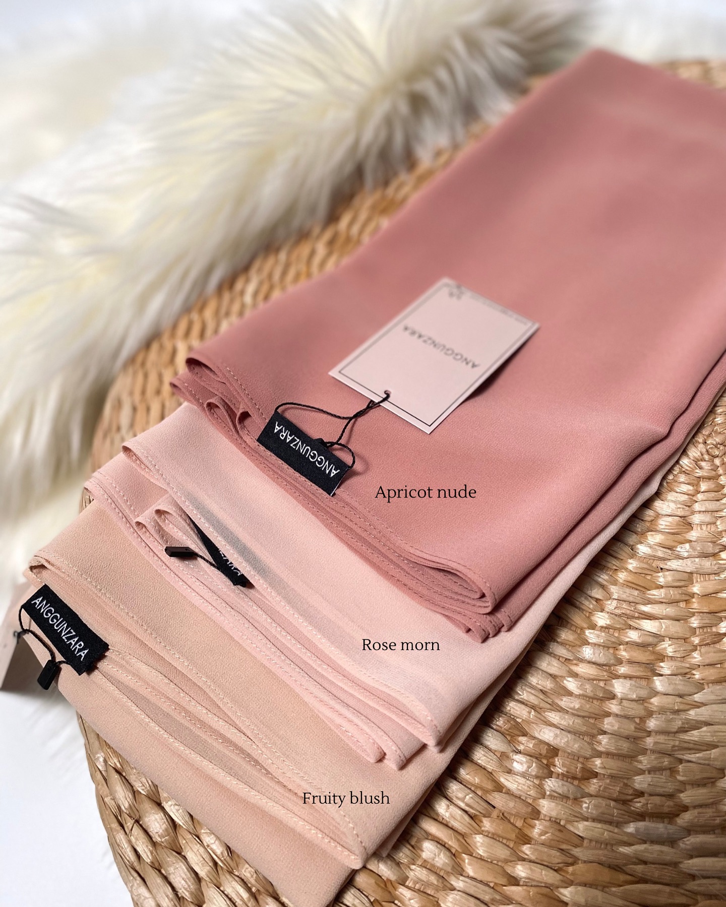 ANGGUNZARA’s Signature - Premium Kate.
It gives you plenty of freedom to style it however way you want to ˖ ࣪⊹𐙚
𐙚 Unique custom shape - Oval & Curved Edge
𐙚 Beautiful drapes
𐙚 Flowy
𐙚 Easy to style
𐙚 Neat babyseam finishing
𐙚 More coverage
𐙚 Minimal ironing
Material: High Quality Georgette Chiffon
Measurement: 2m x 0.7m
ꨄ︎COMBO 3 for RM100. Voucher code: COMBOPK ꨄ︎
Purchase Thru:
✨Website: https://www.anggunzara.com/product-category/premium-kate/
✨Shopee : https://shopee.com.my/anggunzara.os
✨Whatsapp: wasap.my/60104595525
✨Official Agents : @miminadiya @anggunzara_teganu @anggunzara.bymuny