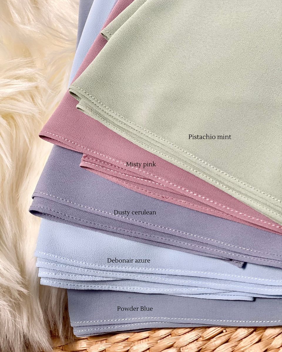 ANGGUNZARA’s Signature - Premium Kate.
It gives you plenty of freedom to style it however way you want to ˖ ࣪⊹𐙚
𐙚 Unique custom shape - Oval & Curved Edge
𐙚 Beautiful drapes
𐙚 Flowy
𐙚 Easy to style
𐙚 Neat babyseam finishing
𐙚 More coverage
𐙚 Minimal ironing
Material: High Quality Georgette Chiffon
Measurement: 2m x 0.7m
ꨄ︎COMBO 3 for RM100. Voucher code: COMBOPK ꨄ︎
Purchase Thru:
✨Website: https://www.anggunzara.com/product-category/premium-kate/
✨Shopee : https://shopee.com.my/anggunzara.os
✨Whatsapp: wasap.my/60104595525
✨Official Agents : @miminadiya