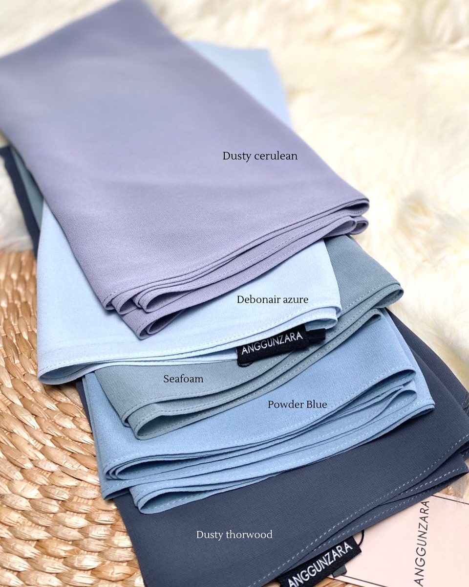 ANGGUNZARA’s Signature - Premium Kate.
It gives you plenty of freedom to style it however way you want to ˖ ࣪⊹𐙚
𐙚 Unique custom shape - Oval & Curved Edge
𐙚 Beautiful drapes
𐙚 Flowy
𐙚 Easy to style
𐙚 Neat babyseam finishing
𐙚 More coverage
𐙚 Minimal ironing
Material: High Quality Georgette Chiffon
Measurement: 2m x 0.7m
ꨄ︎COMBO 3 for RM100. Voucher code: COMBOPK ꨄ︎
Purchase Thru:
✨Website: https://www.anggunzara.com/product-category/premium-kate/
✨Shopee : https://shopee.com.my/anggunzara.os
✨Whatsapp: wasap.my/60104595525
✨Official Agents : @miminadiya